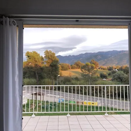 Superbe Vue Montagne Proximites Grandes Surfaces