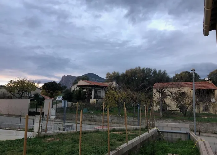 Superbe Vue Montagne Proximites Grandes Surfaces