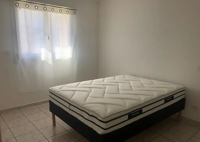 Superbe Vue Montagne Proximites Grandes Surfaces * Poggi